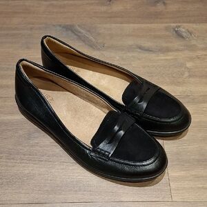 Naturalizer Women's Black Classic "Finley" Leather Penny Loafers (US 8.5)